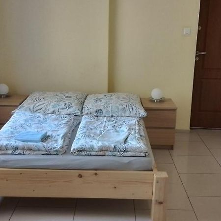 Zimer Mit Bad In Swineminde Polen # Heringsdorf  Buitenkant foto